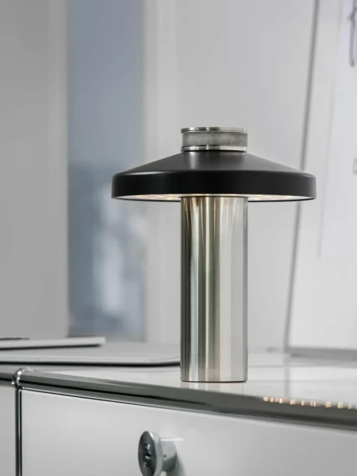 Kleine mobiele outdoor LED lamp Turn, dimbaar