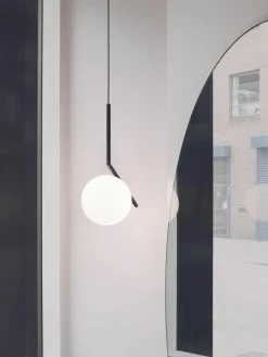 Kleine mondgeblazen hanglamp IC Lights, H 47 cm