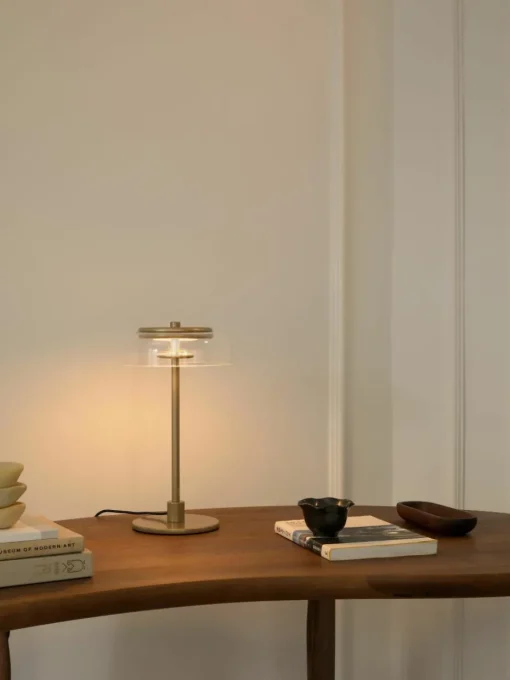 Kleine mondgeblazen LED tafellamp Blossi, dimbaar