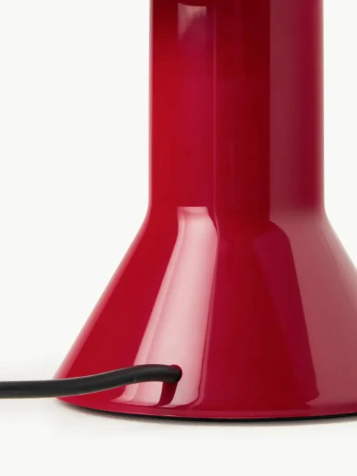 Kleine tafellamp Elmetto met verstelbare lampenkap