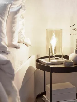 Kleine tafellamp Laurel van gekleurd glas