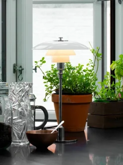 Kleine tafellamp PH 2/1, mondgeblazen