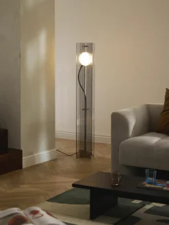 Kleine vloerlamp Mills
