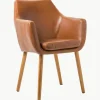 Kunstleren fauteuil Nora met houten poten