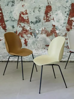 Kunststof stoel Beetle