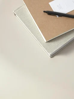 Lage salontafel Pietra in organisch vorm