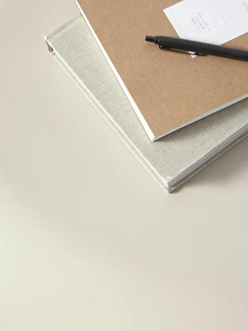 Lage salontafel Pietra in organisch vorm
