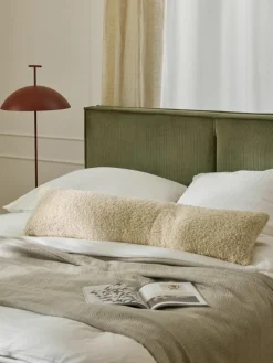 Lang decoratief kussen Dotty van teddy stof