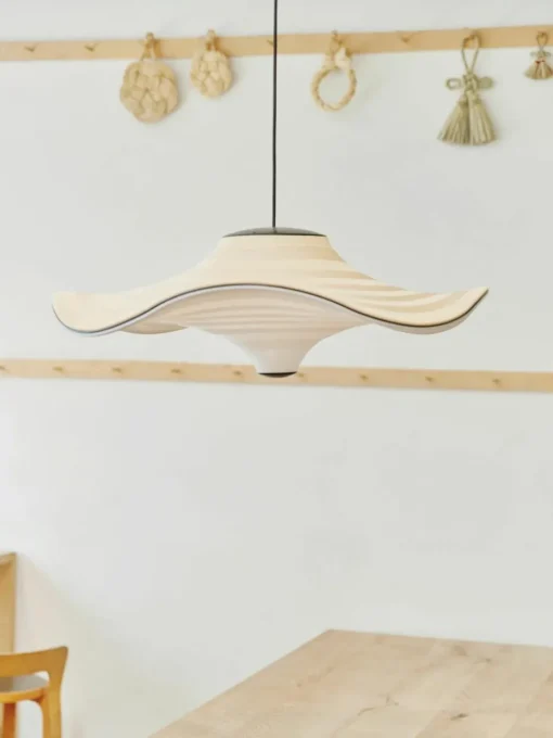 LED hanglamp Flying uit natuurlijke vezels