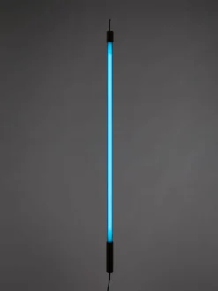 LED wandlamp Linea met stekker
