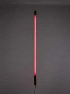 LED wandlamp Linea met stekker