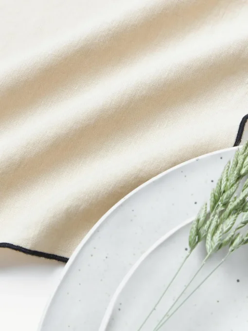 Linnen cocktailservetten Cosmo met borduursel, 4 stuks