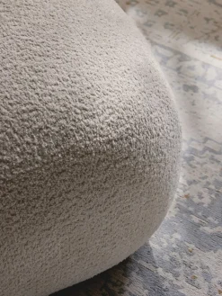Loungefauteuil Alba uit teddy-bouclé