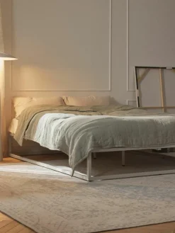 Metalen bed Neptun