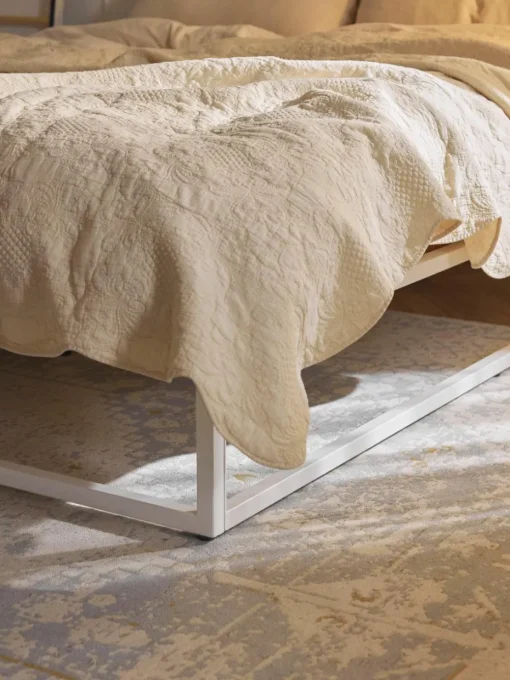 Metalen bed Neptun