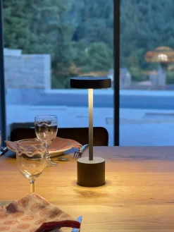 Mobiele dimbare LED outdoor tafellamp Roby met touch functie