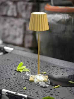 Mobiele dimbare LED outdoor tafellamp Trellia