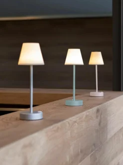 Mobiele dimbare LED outdoor tafellamp Lola met touchfunctie