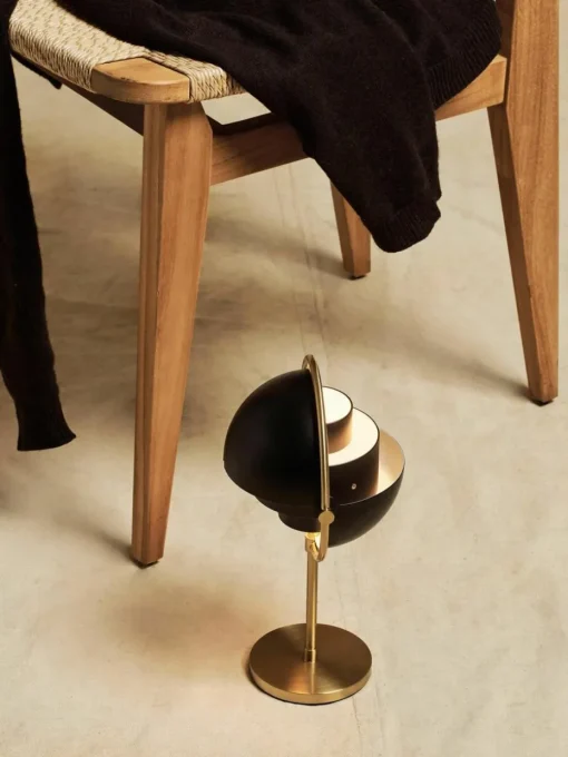 Mobiele dimbare tafellamp Multi-Lite, verstelbaar