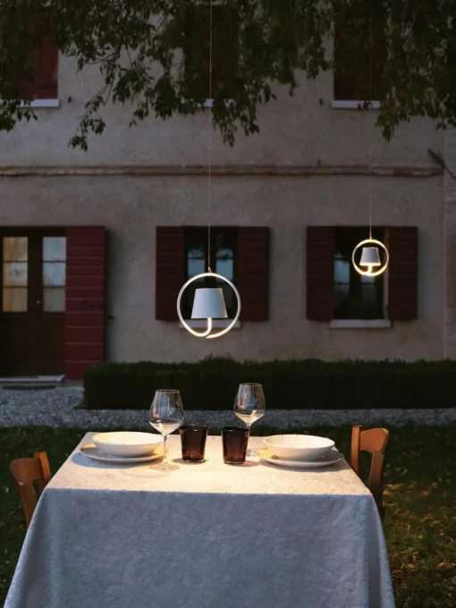 Mobiele outdoor LED hanglamp Poldina, dimbaar