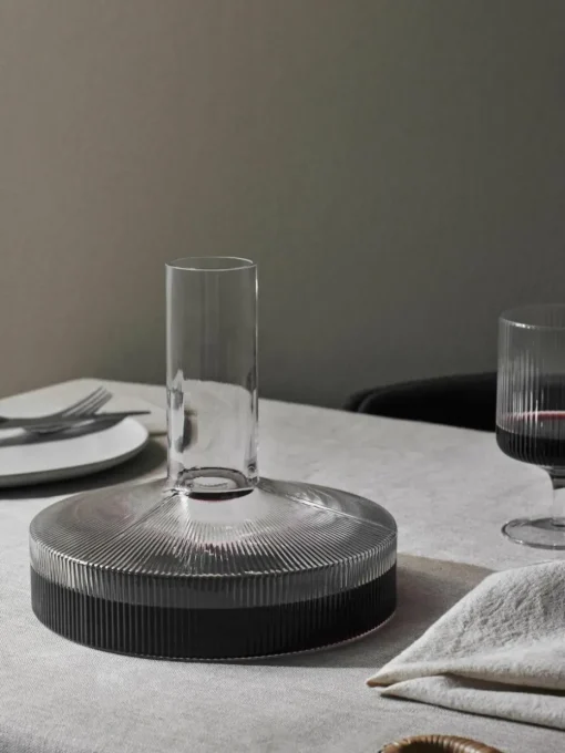 Mondgeblazen decanter Ripple met groefreliëf, 1.1 L