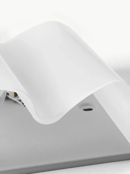 Mondgeblazen wandlamp Logico