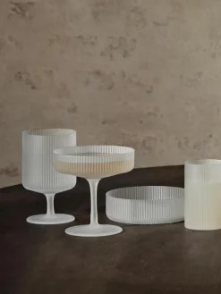 Mondgeblazen wijnglazen Ripple met groefreliëf, 2 stuks