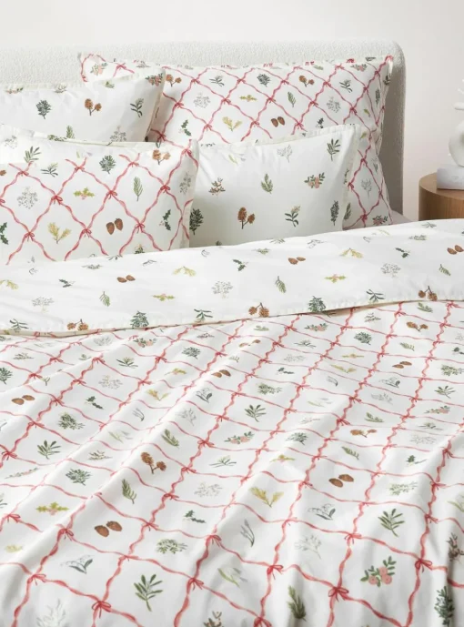 Omkeerbaar katoenen perkal dekbedovertrek Twigs met winterse prints