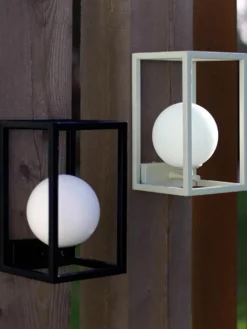 Outdoor wandlamp Lantern