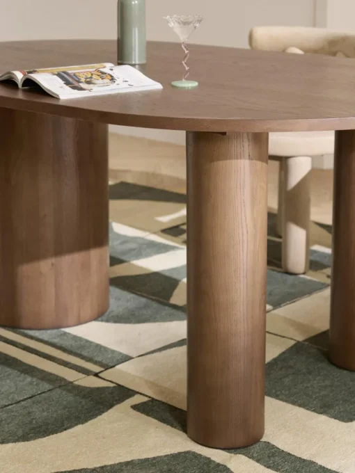 Ovale eettafel Dunia van eikenhout, 180 x 110 cm