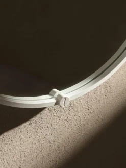 Ovale wandspiegel Avior met LED-verlichting