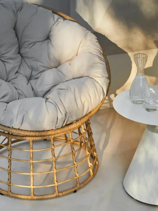 Papasan stoel Molly van kunststoffen vlechtwerk en met stoelkussen