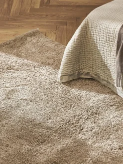 Pluizig hoogpolig vloerkleed Leighton