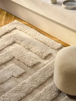 Pluizig hoogpolig vloerkleed Genève met verhoogde hoog-laag structuur