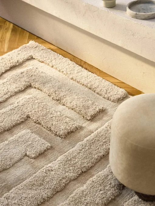 Pluizig hoogpolig vloerkleed Genève met verhoogde hoog-laag structuur