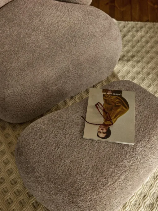 Poef Alba uit teddy-bouclé