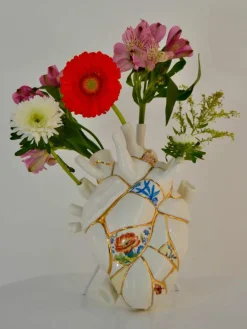 Porseleinen vaas Love in Bloom met goudkleurige decoratie, H 25 cm