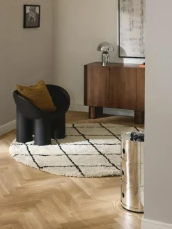 Rond pluizig hoogpolig vloerkleed Naima, handgetuft