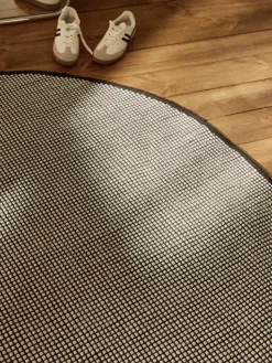 Rond wollen vloerkleed Amaro, handgeweven
