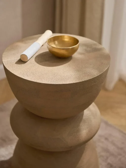 Ronde bijzettafel Benno van mangohout