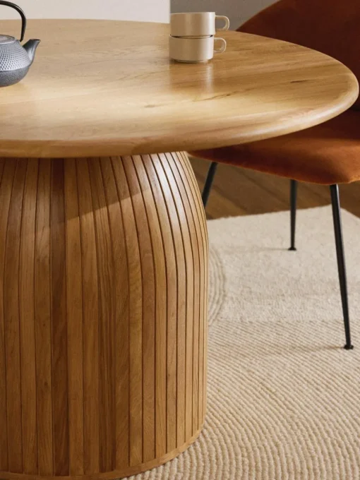 Ronde eettafel Nelly met groefstructuur, verschillende formaten