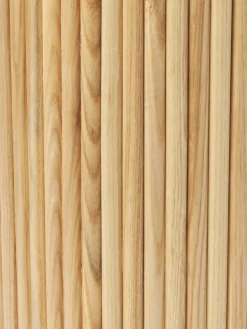 Ronde houten bijzettafel Nele met opbergruimte