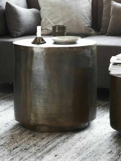 Ronde metalen bijzettafel Rota met antieke afwerking