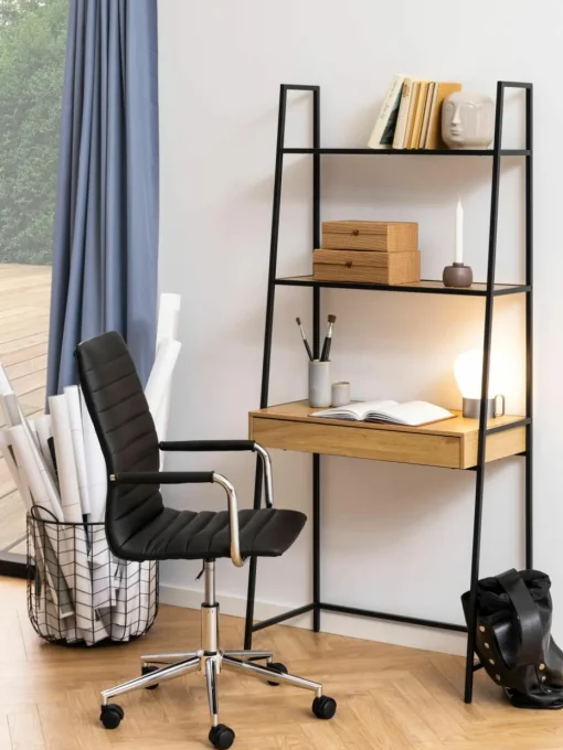 Smal bureau Seaford met plateaus