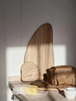 Snijplank Limfjord van eikenhout, B 28 cm
