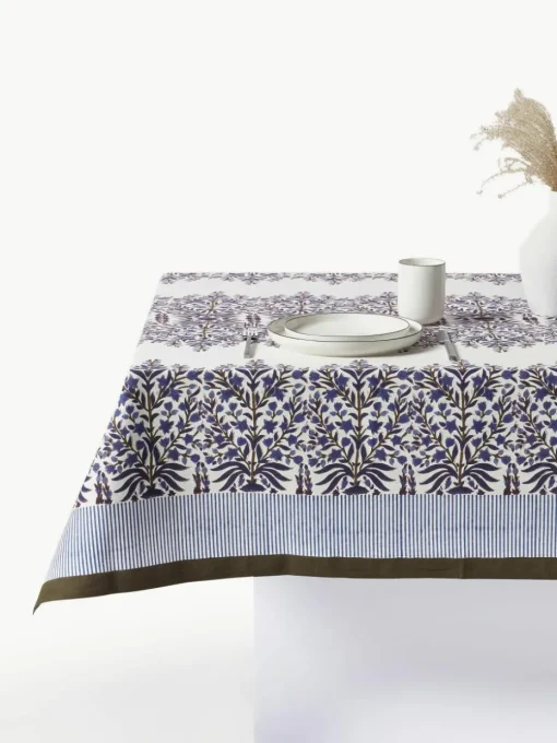 Tafelkleed Jasmine met bloemmotief