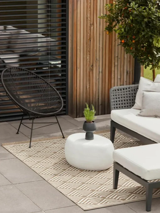 Tuintafel Pebble in organisch vorm