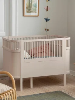 Uitschuifbaar babybedje Baby & Junior van berkenhout, 70 x 110/150 cm