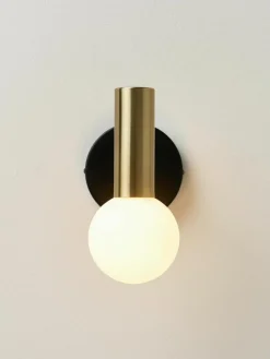 Verstelbare wandlamp Wilson met glazen lampenkap
