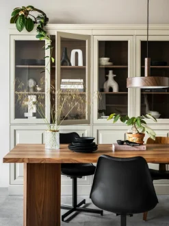 Vitrine Chow van grenenhout